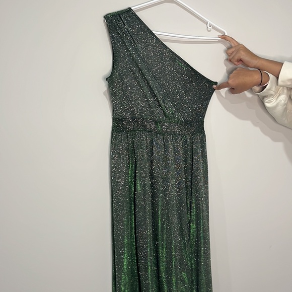 Long sparkling green dress - Picture 1 of 7
